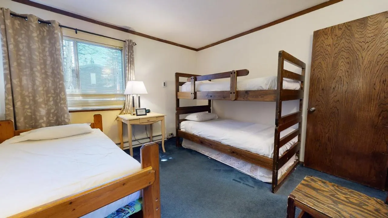 Apartment Mammoth Estates Condo - Free Parking & Pet Friendly Mammoth Lakes United States